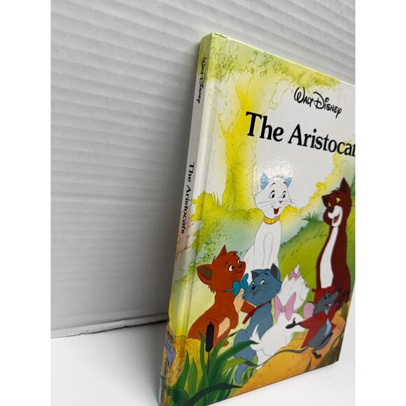 Vintage Disney's THE ARISTOCATS Hardcover Book (1988 Gallery Books) - Picture 2 of 6